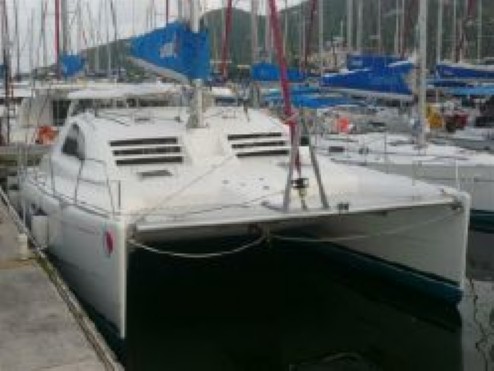 Used Sail Catamaran for Sale 2007 Leopard 43  Boat Highlights